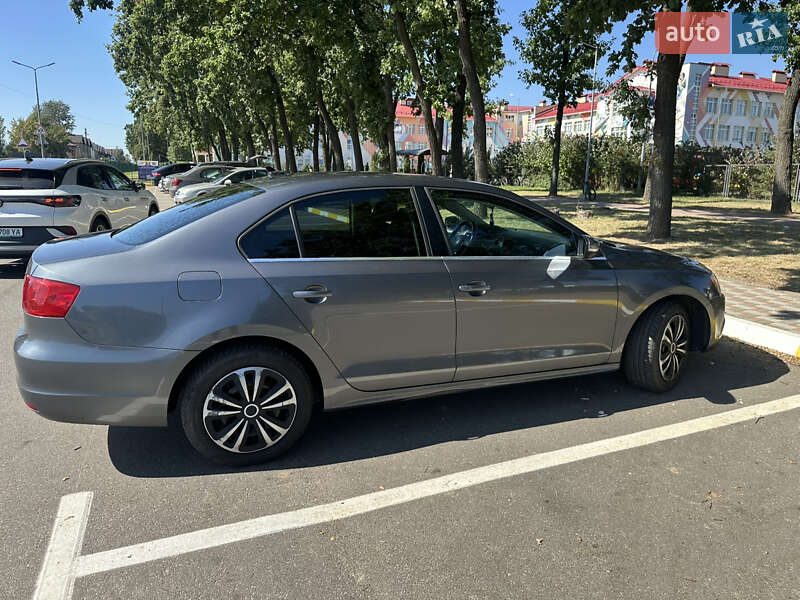 Седан Volkswagen Jetta 2013 в Киеве фото 8 Седан Volkswagen Jetta 2013 в Киеве
