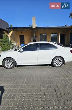 Седан Volkswagen Jetta 2016 в Марганце