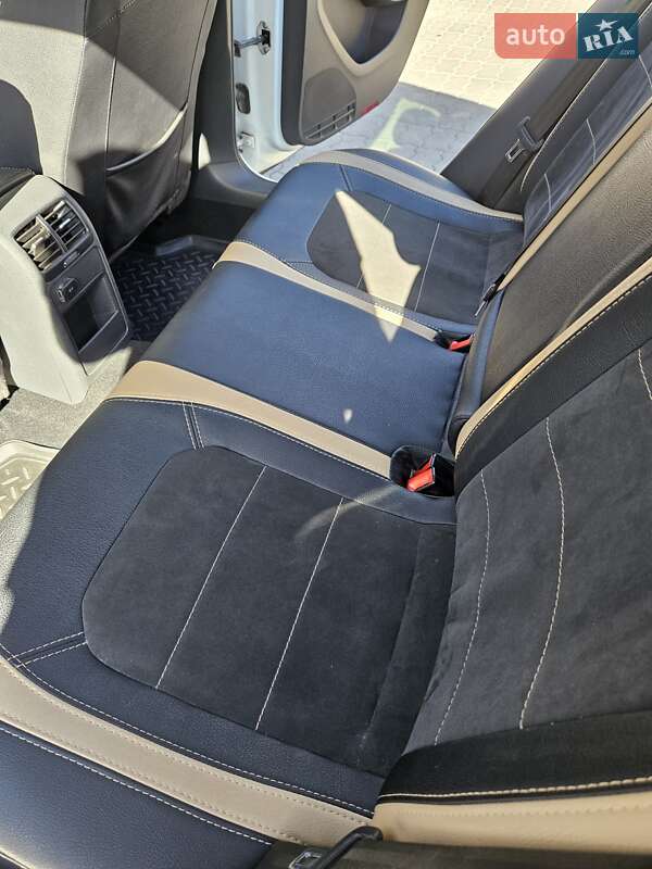 Седан Volkswagen Jetta 2016 в Марганці