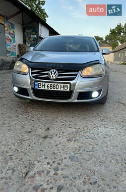 Седан Volkswagen Jetta 2007 в 