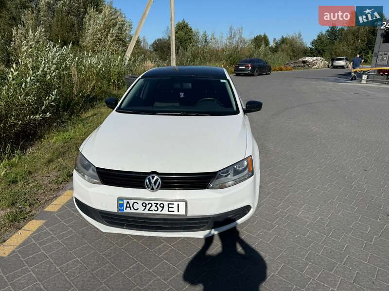 Volkswagen Jetta 2011