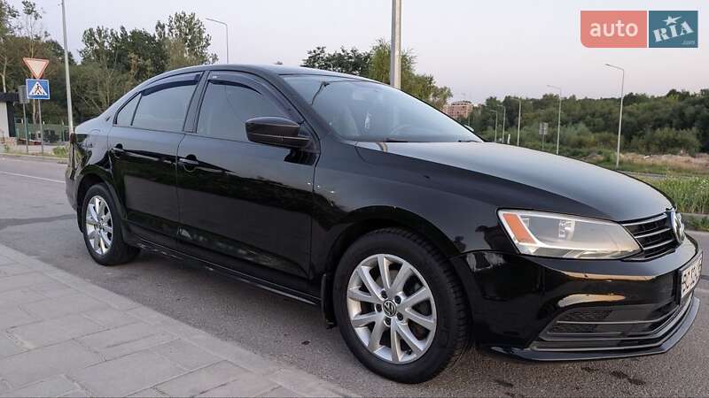 Седан Volkswagen Jetta 2016 в Львове