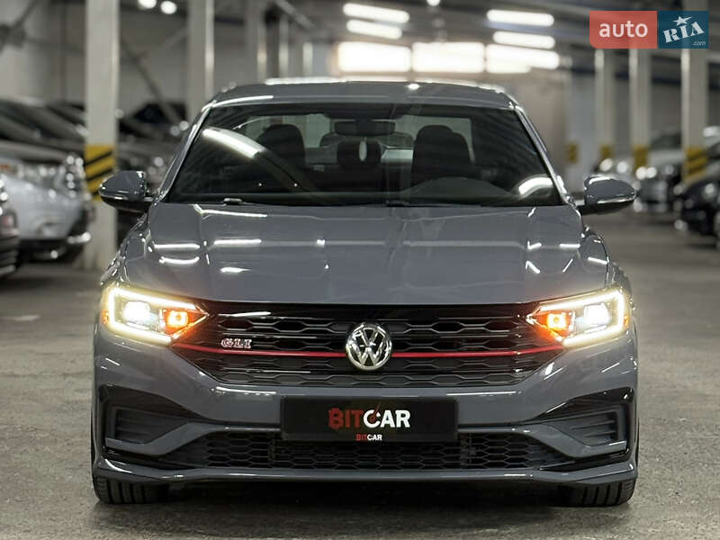 Седан Volkswagen Jetta 2019 в Одессе