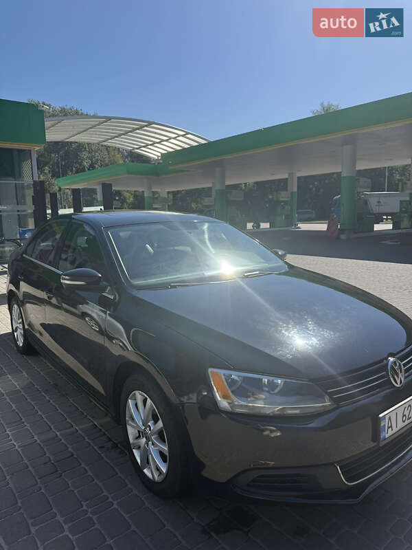 Седан Volkswagen Jetta 2013 в Киеве