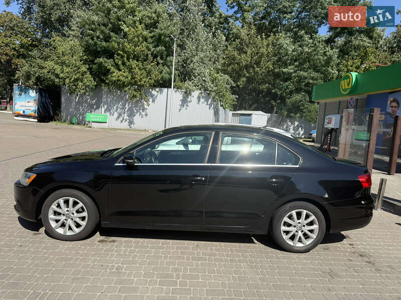 Седан Volkswagen Jetta 2013 в Киеве