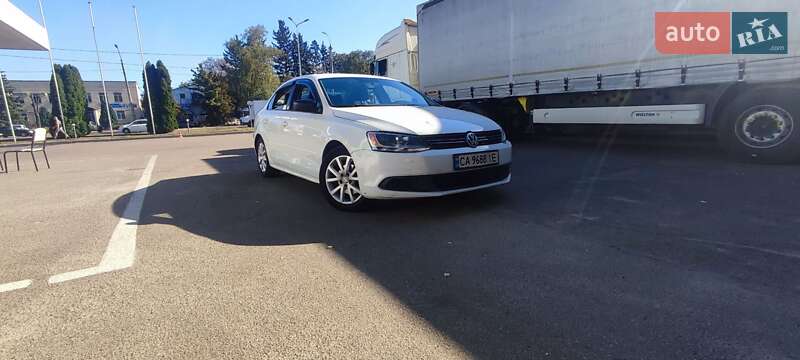 Седан Volkswagen Jetta 2012 в Черкасах