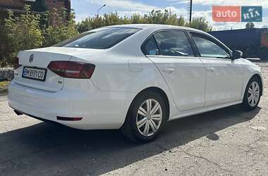 Седан Volkswagen Jetta 2017 в 