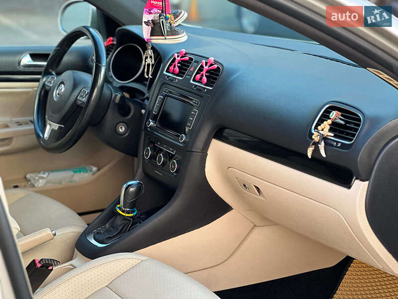 Универсал Volkswagen Jetta 2013 в Одессе