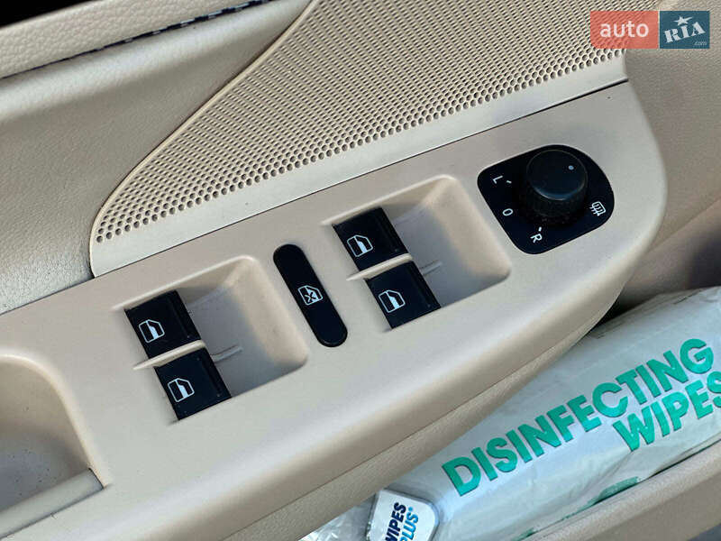 Универсал Volkswagen Jetta 2013 в Одессе