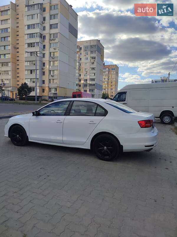 Седан Volkswagen Jetta 2014 в Полтаве