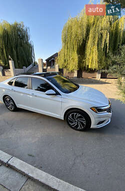 Седан Volkswagen Jetta 2018 в 