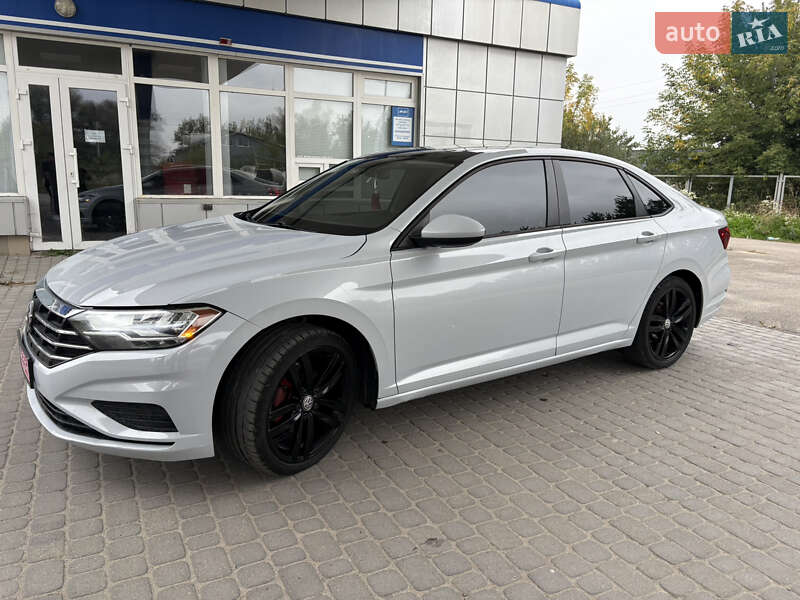 Седан Volkswagen Jetta 2019 в Самборі