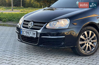 Седан Volkswagen Jetta 2008 в 