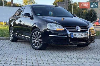 Седан Volkswagen Jetta 2008 в 