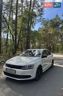 Volkswagen Jetta 2011