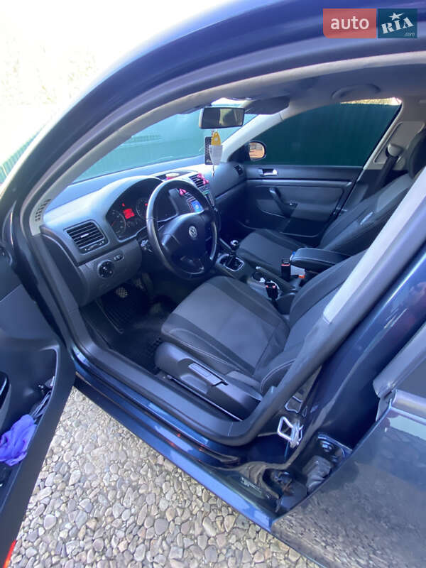 Седан Volkswagen Jetta 2005 в Долині фото 16 Седан Volkswagen Jetta 2005 в Долині