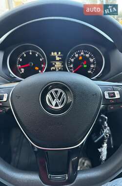 Седан Volkswagen Jetta 2014 в 
