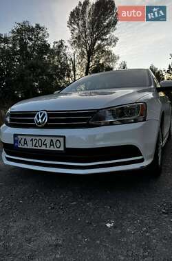 Седан Volkswagen Jetta 2014 в 