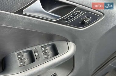 Седан Volkswagen Jetta 2014 в 