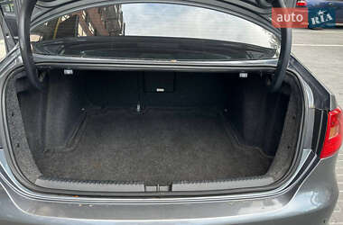 Седан Volkswagen Jetta 2014 в 