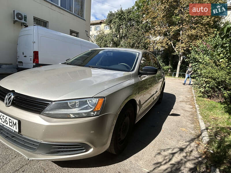 Седан Volkswagen Jetta 2012 в Киеве