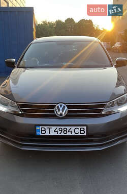 Седан Volkswagen Jetta 2015 в Одессе