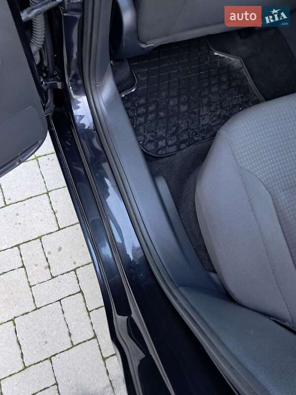 Седан Volkswagen Jetta 2015 в Мурованом фото 45 Седан Volkswagen Jetta 2015 в Мурованом