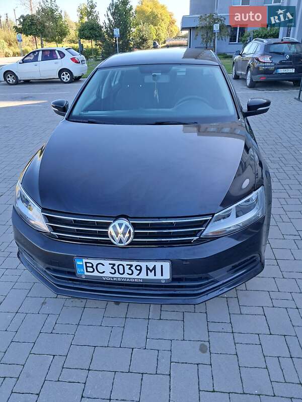Седан Volkswagen Jetta 2015 в Мурованом фото 56 Седан Volkswagen Jetta 2015 в Мурованом