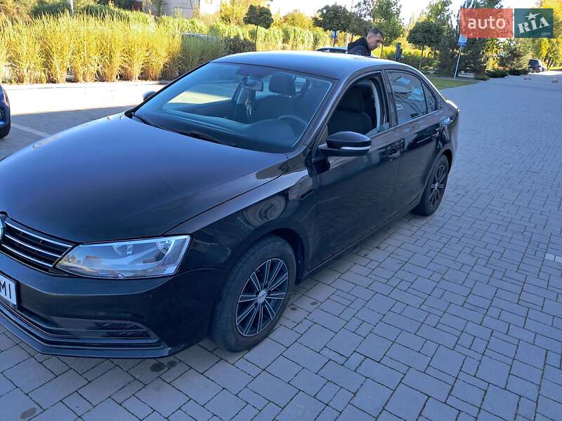 Седан Volkswagen Jetta 2015 в Мурованом фото 57 Седан Volkswagen Jetta 2015 в Мурованом