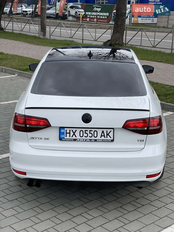 Седан Volkswagen Jetta 2017 в Хмельницькому