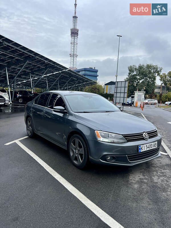 Седан Volkswagen Jetta 2014 в Киеве фото 4 Седан Volkswagen Jetta 2014 в Киеве