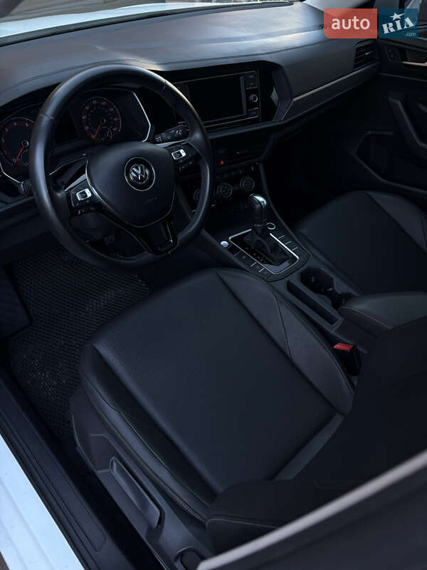 Седан Volkswagen Jetta 2019 в Києві
