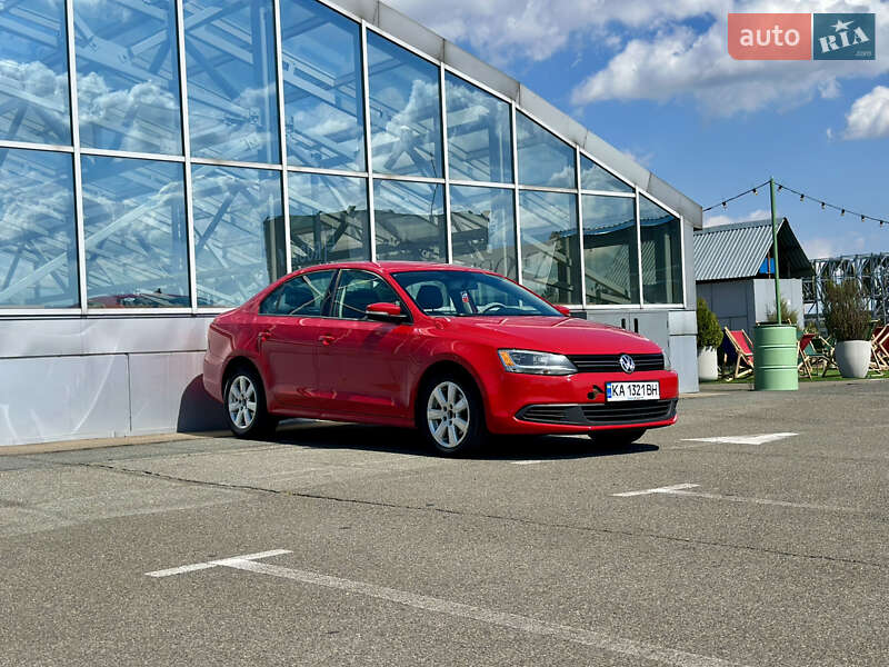 Седан Volkswagen Jetta 2014 в Киеве фото 7 Седан Volkswagen Jetta 2014 в Киеве