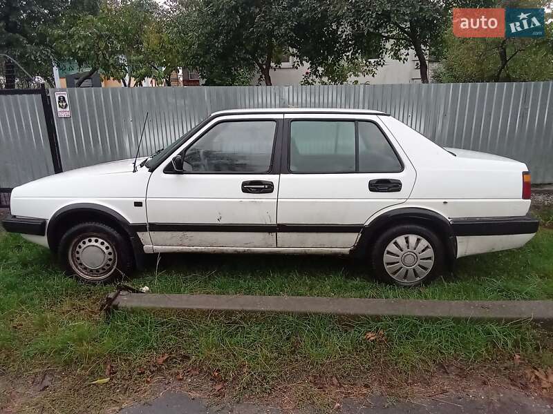 Седан Volkswagen Jetta 1987 в Городку