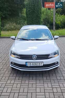 Седан Volkswagen Jetta 2016 в 