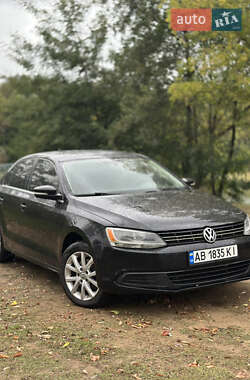 Седан Volkswagen Jetta 2013 в Немирове
