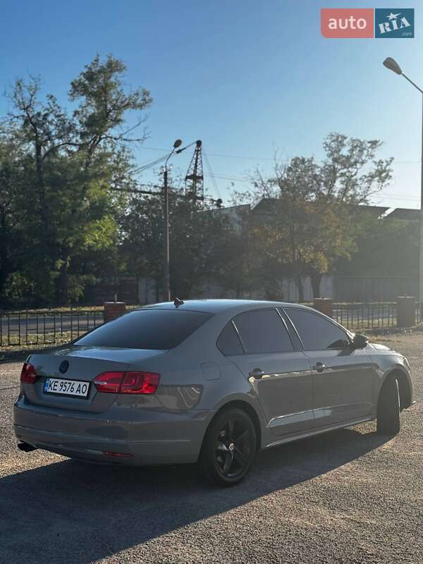 Седан Volkswagen Jetta 2013 в Никополе