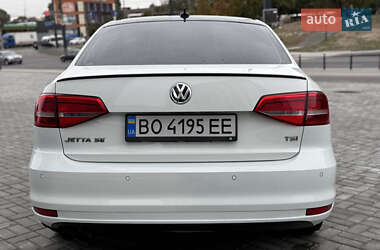 Седан Volkswagen Jetta 2014 в 