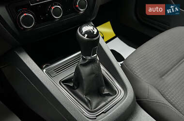 Седан Volkswagen Jetta 2016 в 