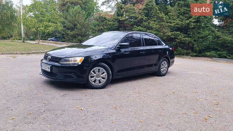 Седан Volkswagen Jetta 2014 в Харькове
