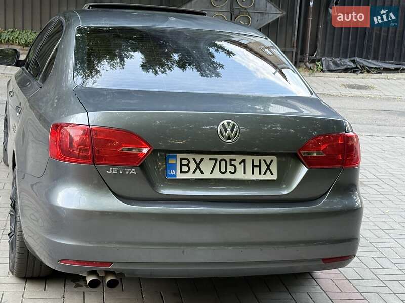 Седан Volkswagen Jetta 2013 в Запорожье