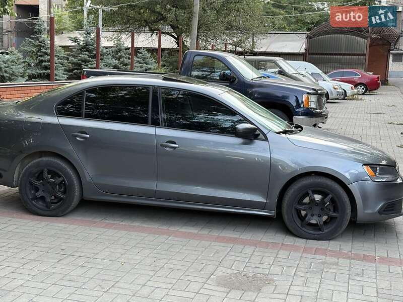Седан Volkswagen Jetta 2013 в Запорожье
