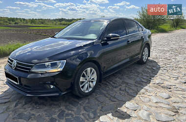 Седан Volkswagen Jetta 2016 в Рівному
