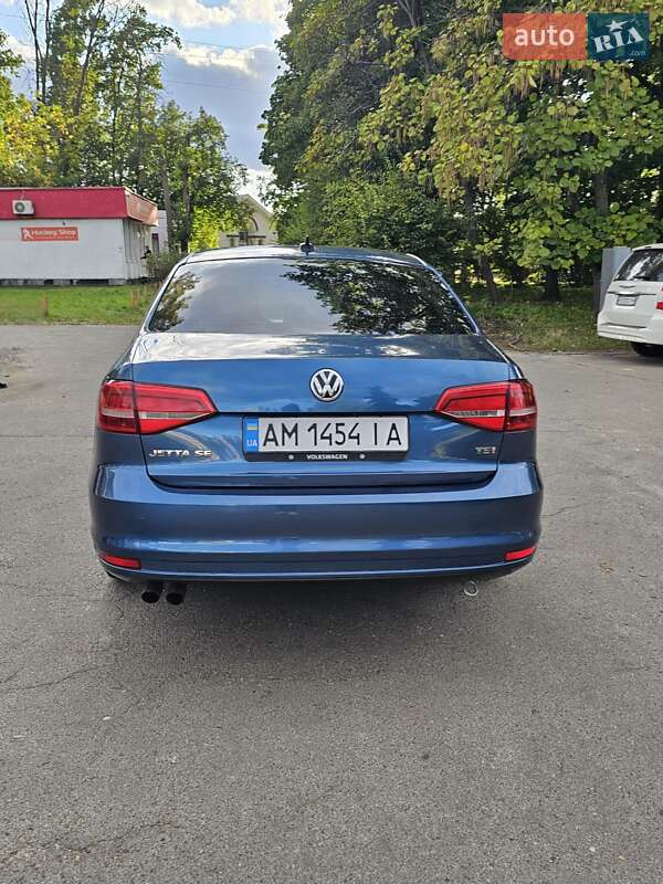 Седан Volkswagen Jetta 2014 в Киеве
