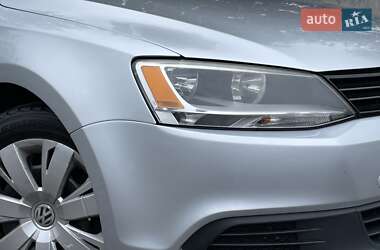 Седан Volkswagen Jetta 2014 в 