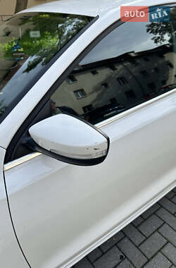 Седан Volkswagen Jetta 2015 в 