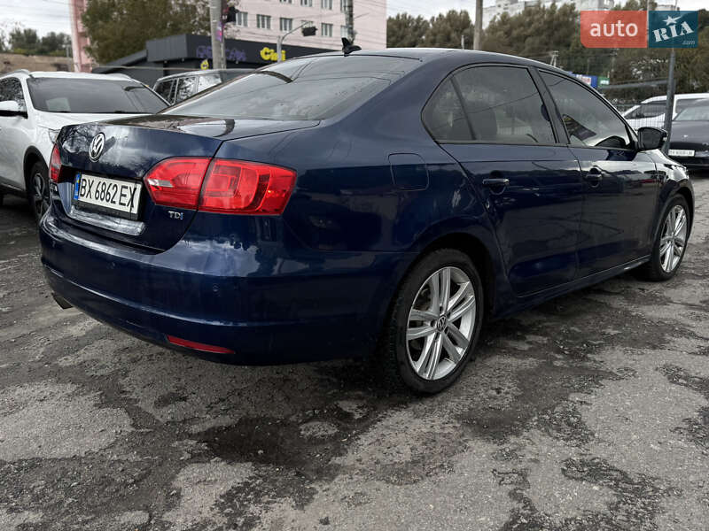 Седан Volkswagen Jetta 2011 в Хмельницком