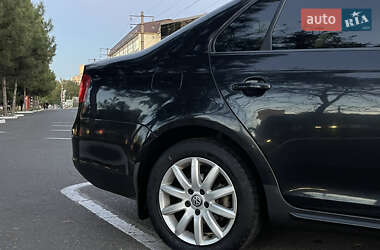 Седан Volkswagen Jetta 2006 в 