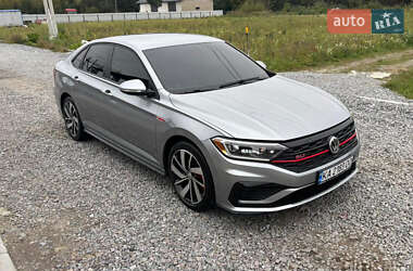 Седан Volkswagen Jetta 2019 в Львові