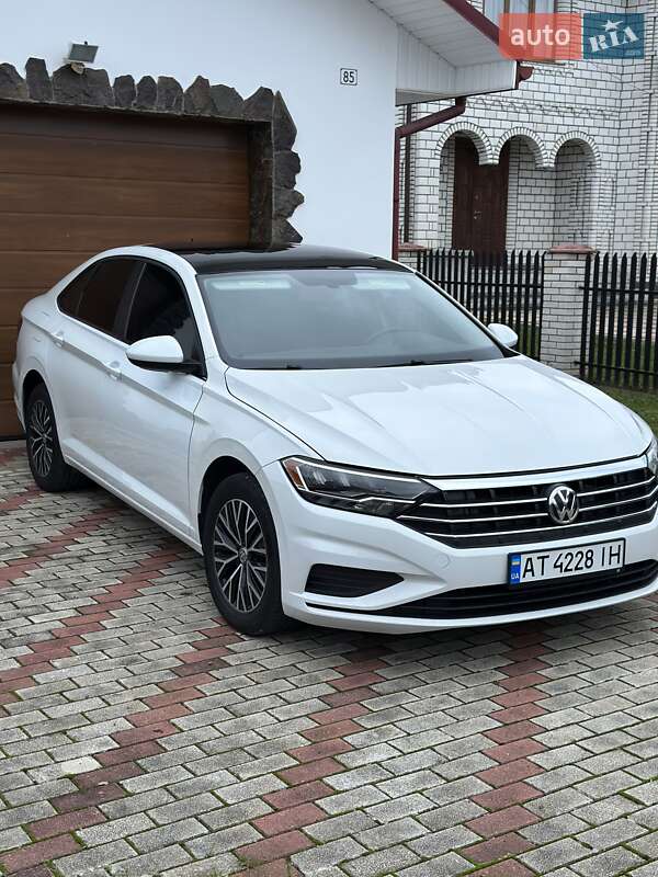 Volkswagen Jetta 2019